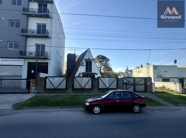 Terreno · 143m²