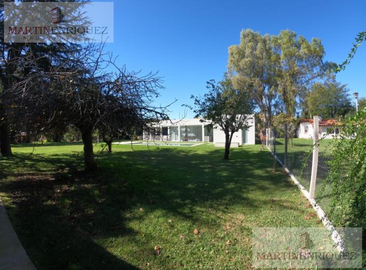 Terreno · 1035m²