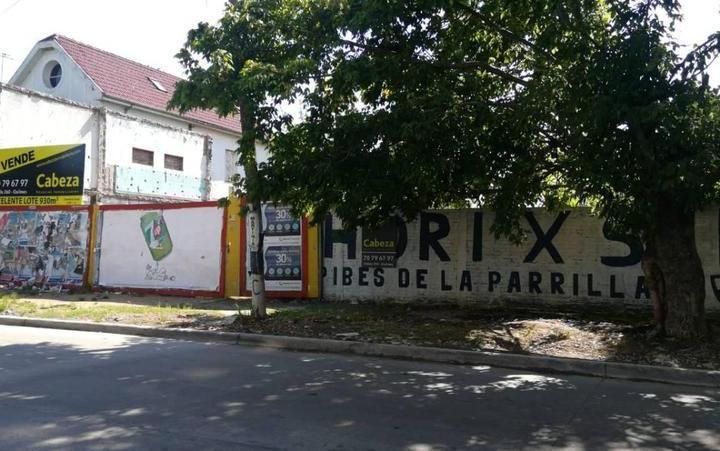 Terreno · 930m²
