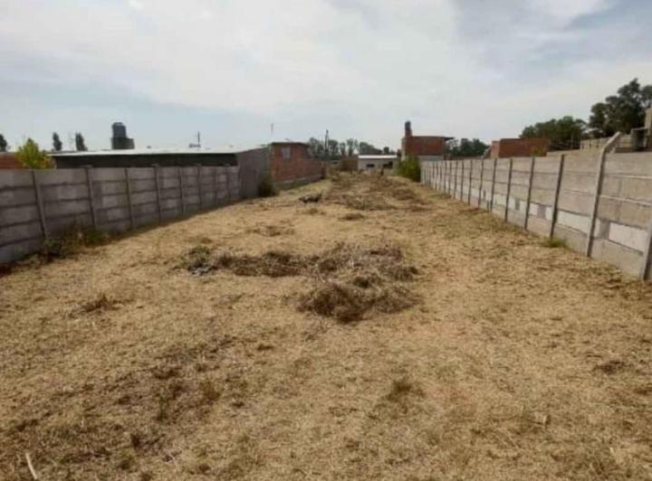 Terreno · 840m²