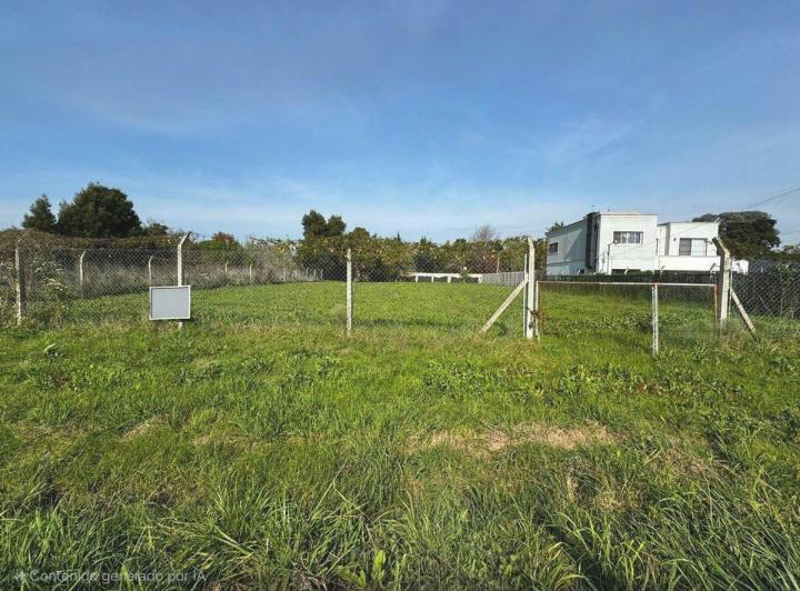 Terreno · 1800m²
