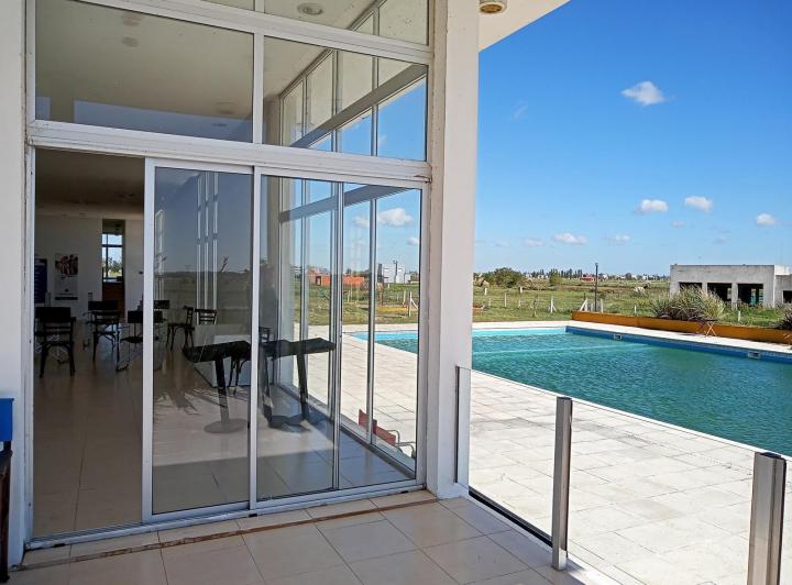 Terreno · 613m²
