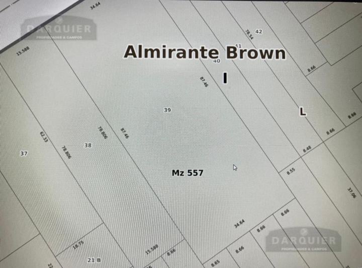 Terreno · 900m² · 2 Cocheras