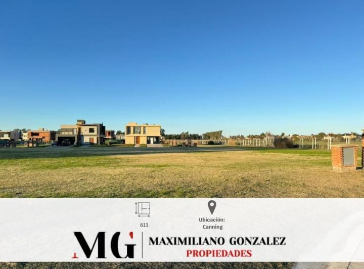 Terreno · 611m²