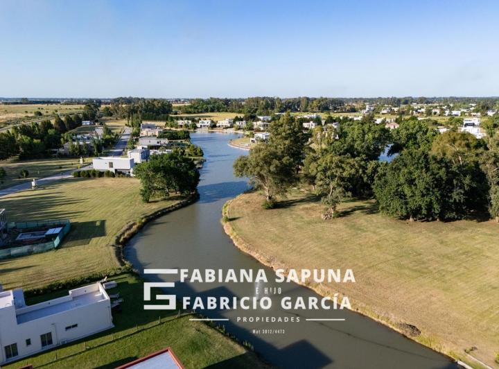 Terreno · 1042m²