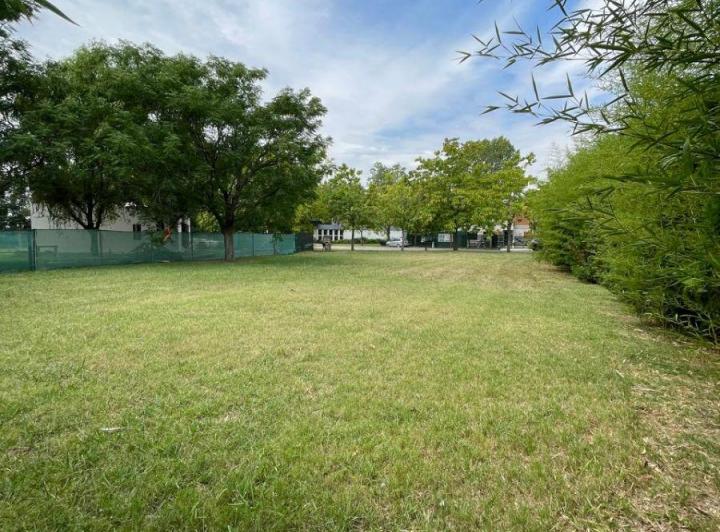 Terreno · 1080m²