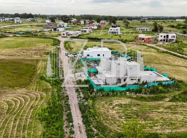 Terreno · 600m²