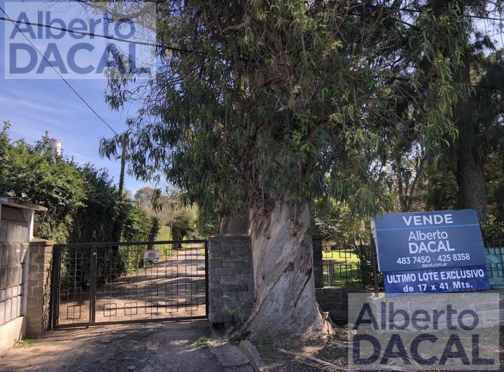 Terreno · 688m²