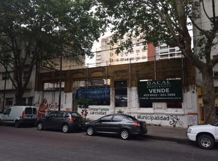 Terreno · 1400m²