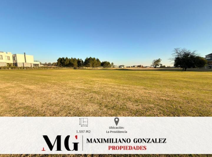 Terreno · 1597m²