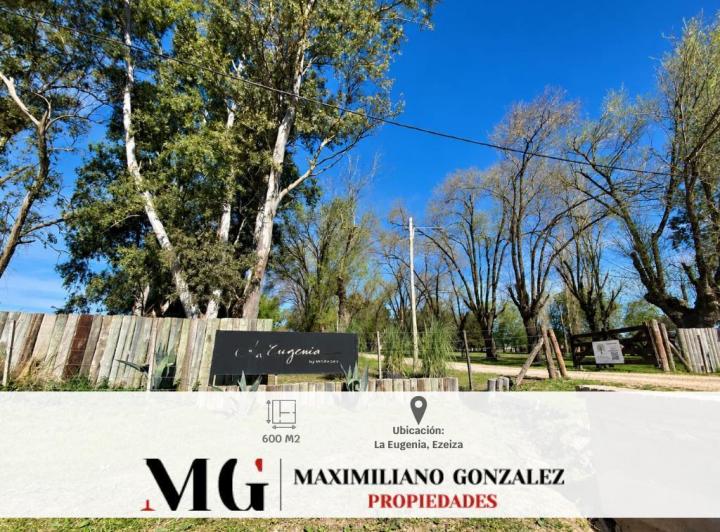 Terreno · 600m²