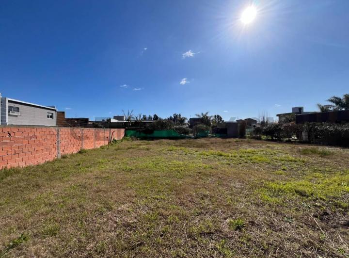 Terreno · 450m²