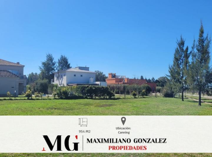 Terreno · 954m²