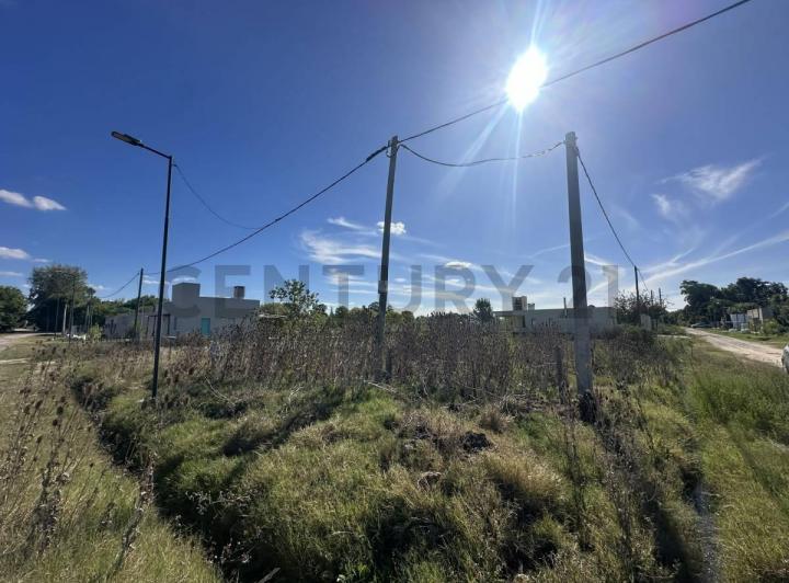 Terreno · 325m²