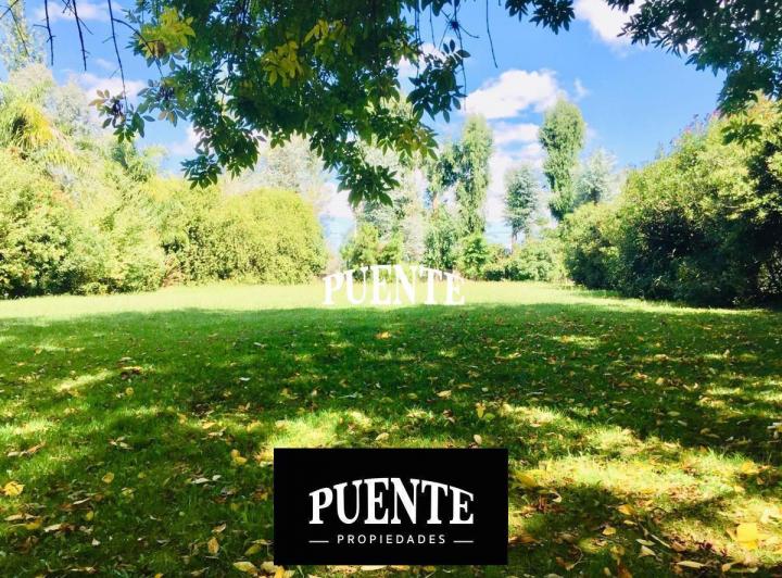 Terreno · 690m²