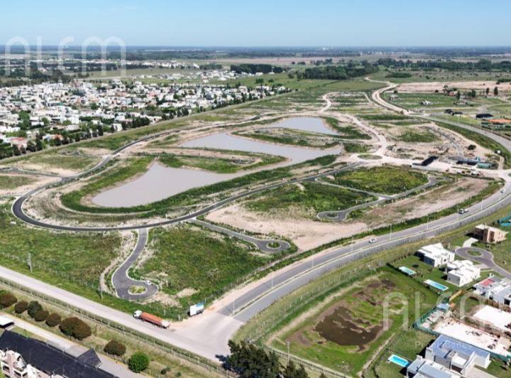 Terreno · 630m²