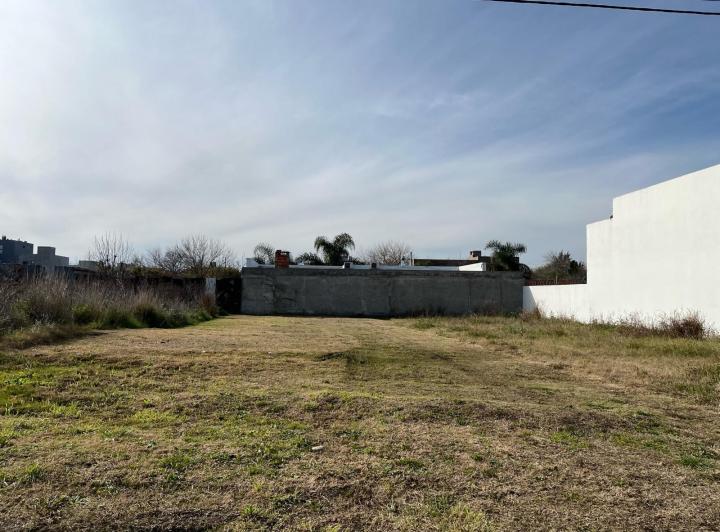 Terreno · 300m²