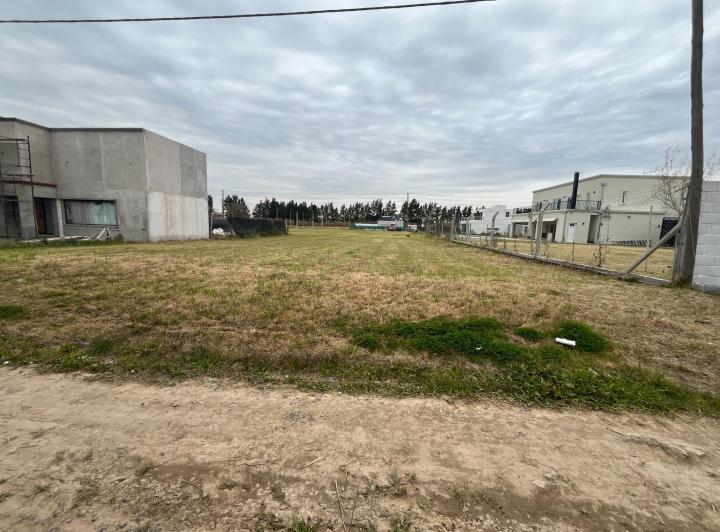 Terreno · 640m²
