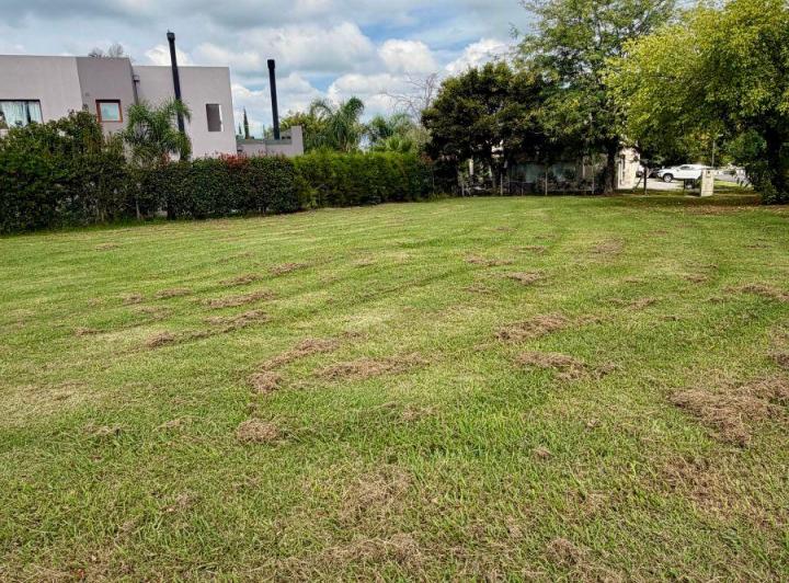 Terreno · 750m²