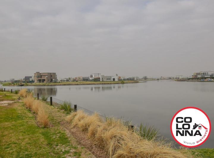 Terreno · 752m²