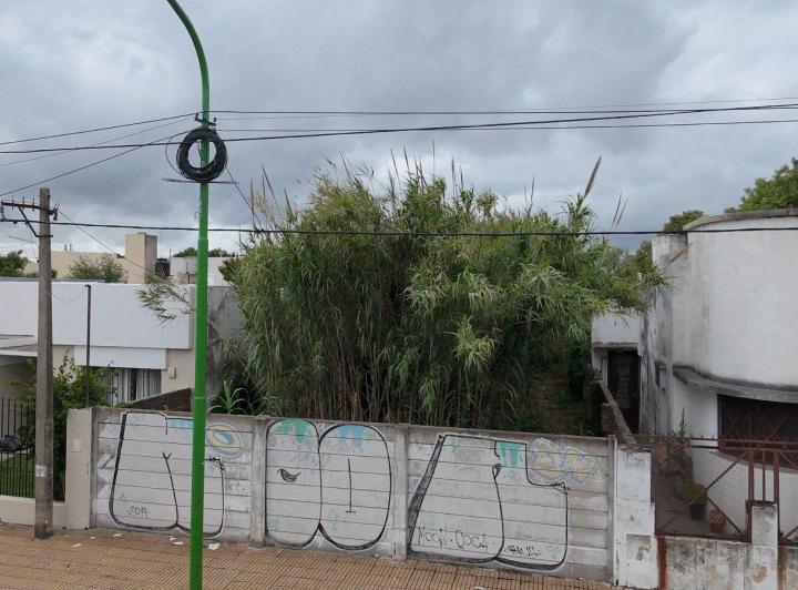 Terreno · 280m²