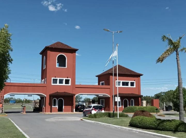 Terreno · 996m²