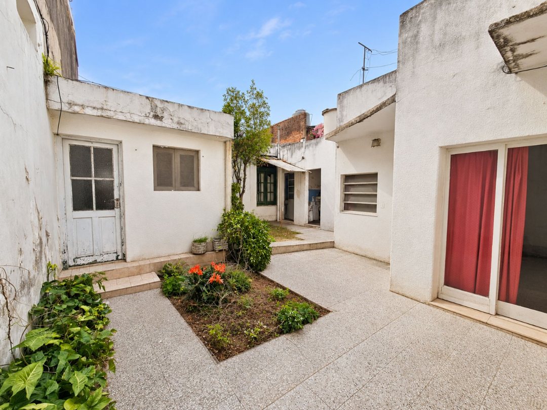 VENTA CASA AGRONOMIA LOTE PROPIO MULTIFAMILIAR