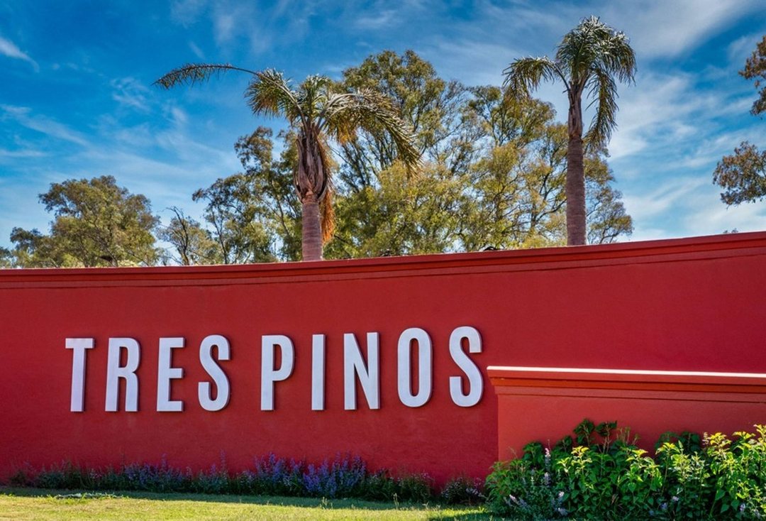 Lote 1008m oportunidad inversion Tres Pinos N258