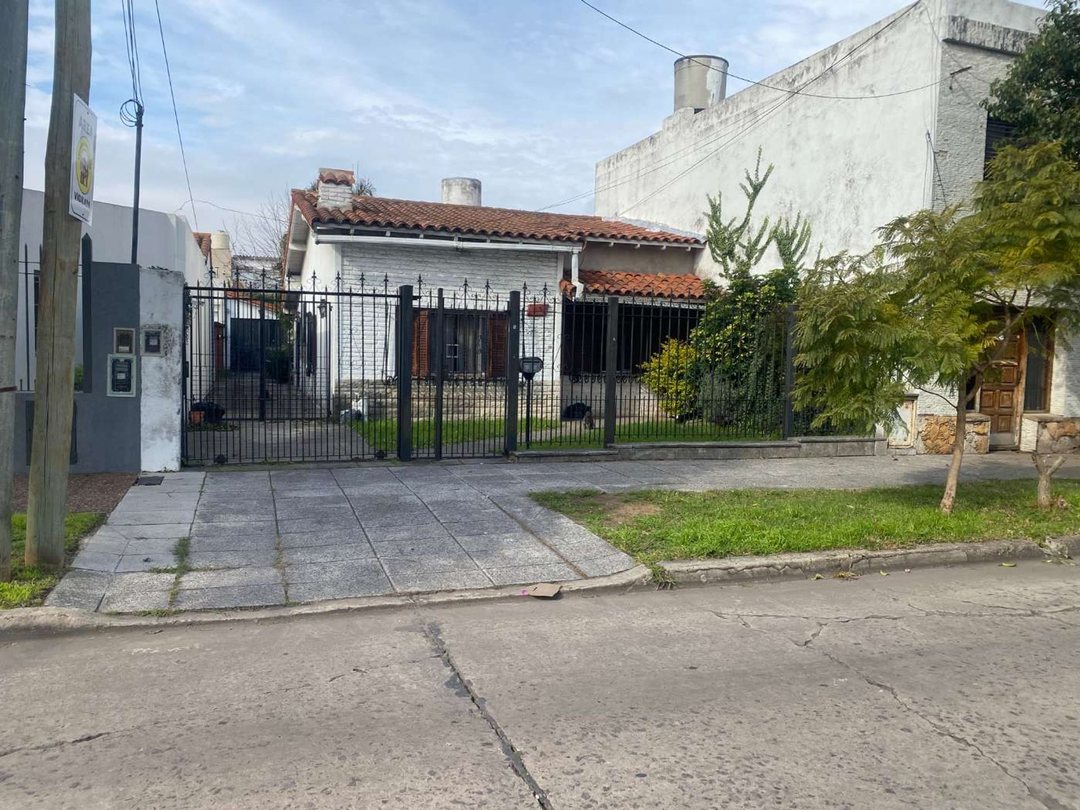 VTA CASA LOTE PROPIO - ¡OPORTUNIDAD! - RAMOS MEJIA