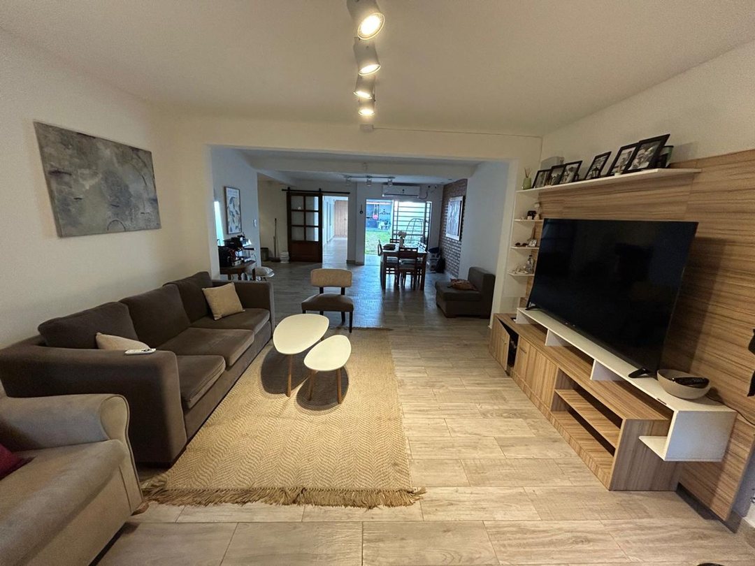 CASA EN VENTA CORRIENTES CAPITAL