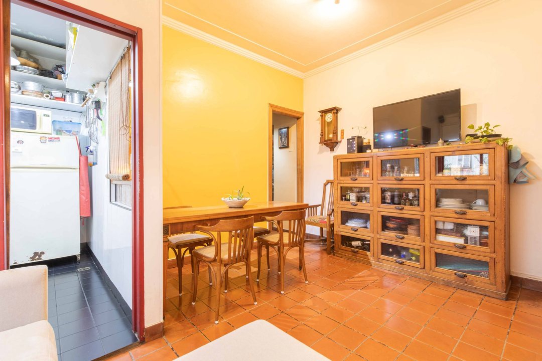 Venta Hogar Obrero: 3 Amb + Escritorio y Mucha Luz