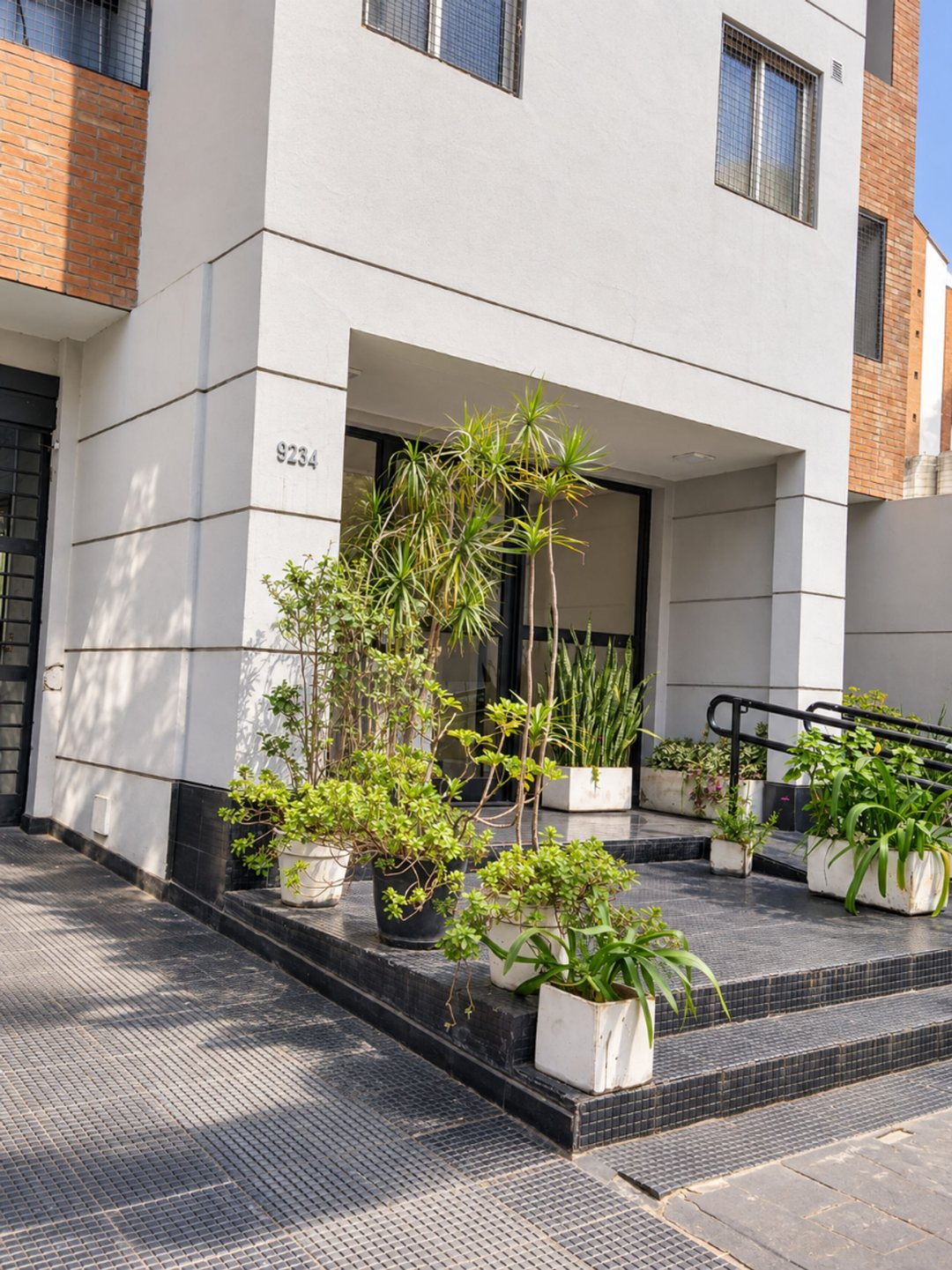 HERMOSO DEPARTAMENTO 3 AMB CON BALCON Y COCHERA