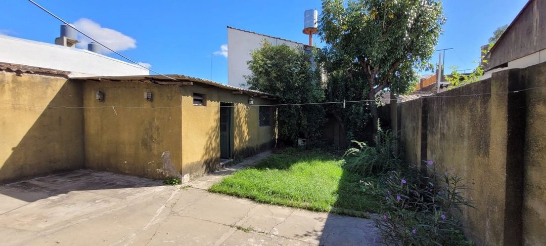 VENTA LOTE  VIILLA LUZURIAGA ZONIFICACION U2B