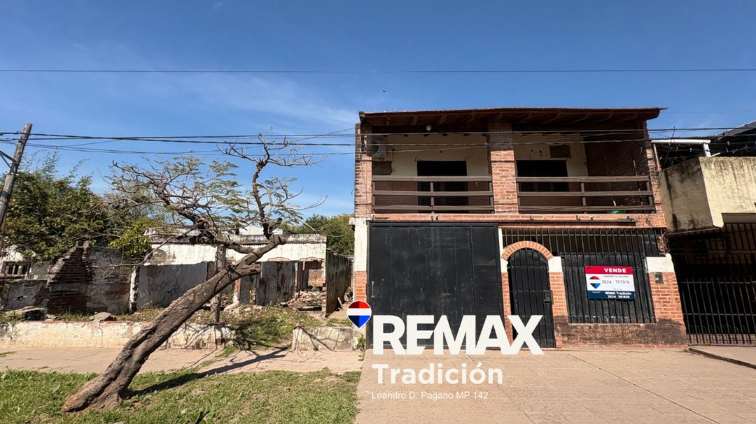 Casa y terreno  en Venta  - Resistencia