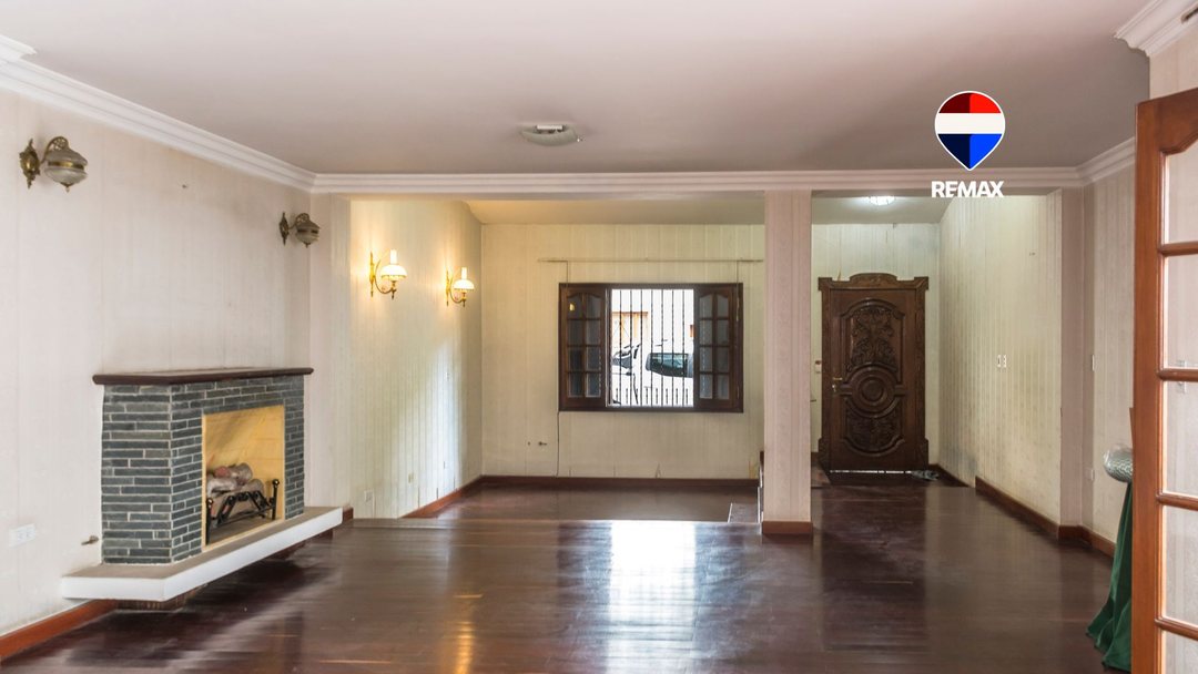 CASA 4 DORMITORIOS VENTA MACROCENTRO SALTA