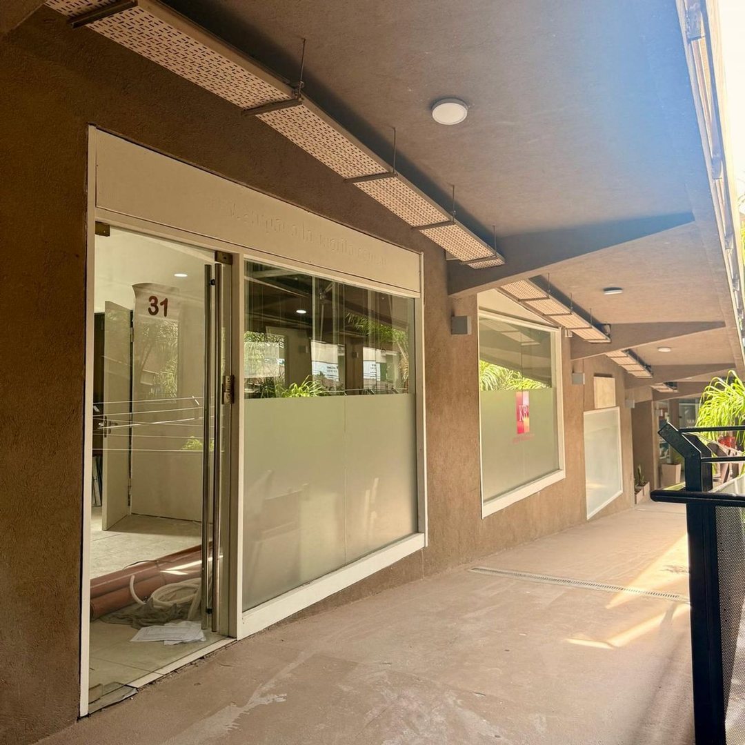Venta local comercial, Via Pilar, sobre Caamaño