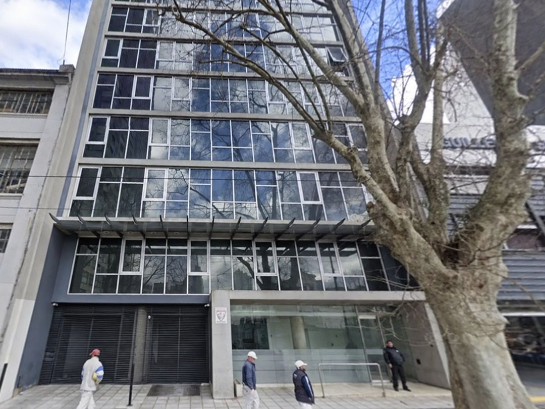 OFICINA EN VENTA A ESTRENAR – 177 m² – 2 COCHERAS