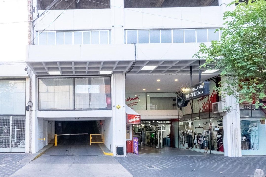 COCHERA EN VENTA CENTRO QUINTO PISO