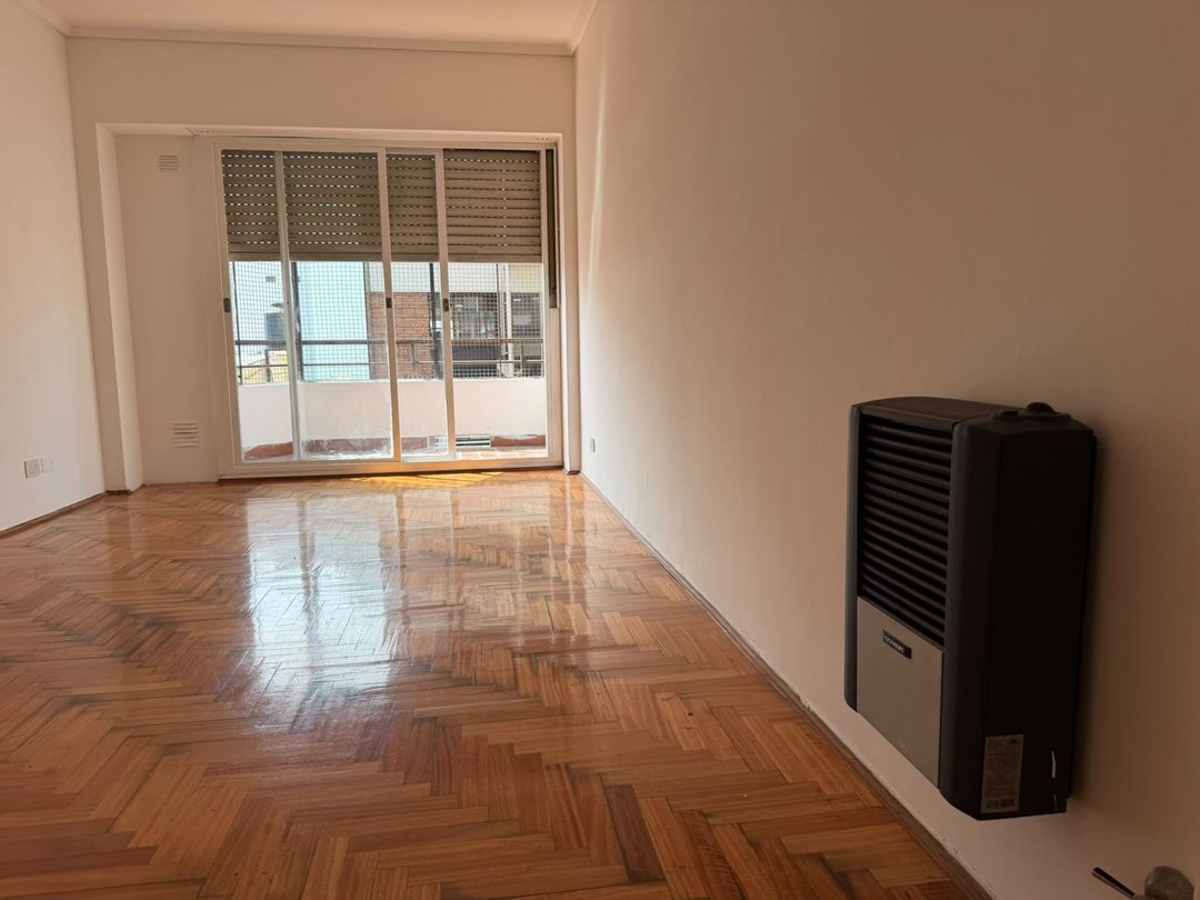 DEPARTAMENTO EN  ALQUILER 2 AMB. CON LAV.  BALCÓN