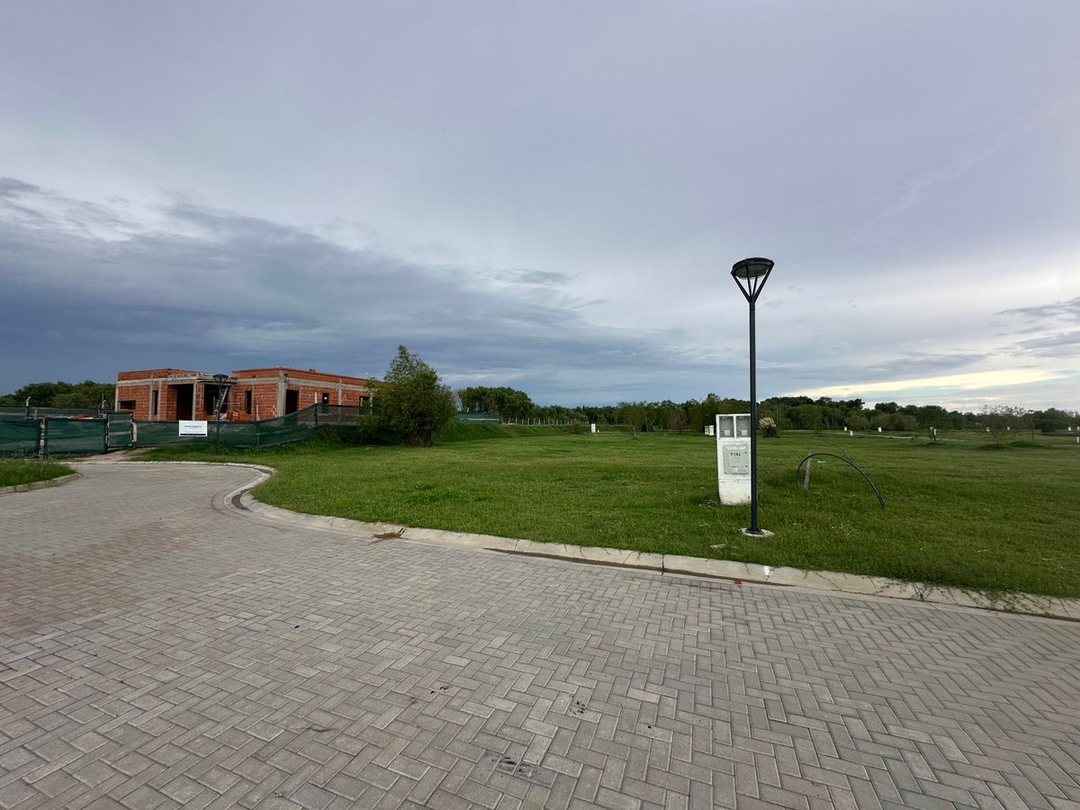 VENTA LOTE INTERNO EN BARRIO ELCANO