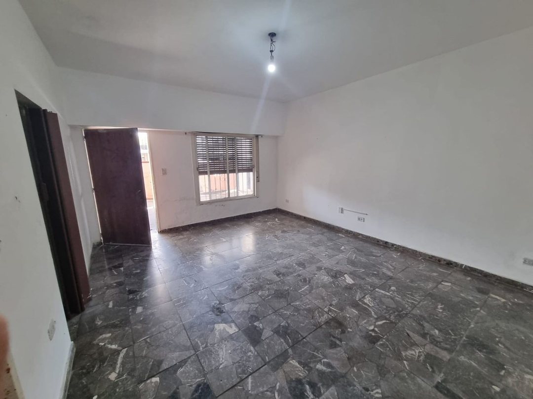 VENTA CASA GRAND BOURG A REFAC LOCAL  APTO CREDITO