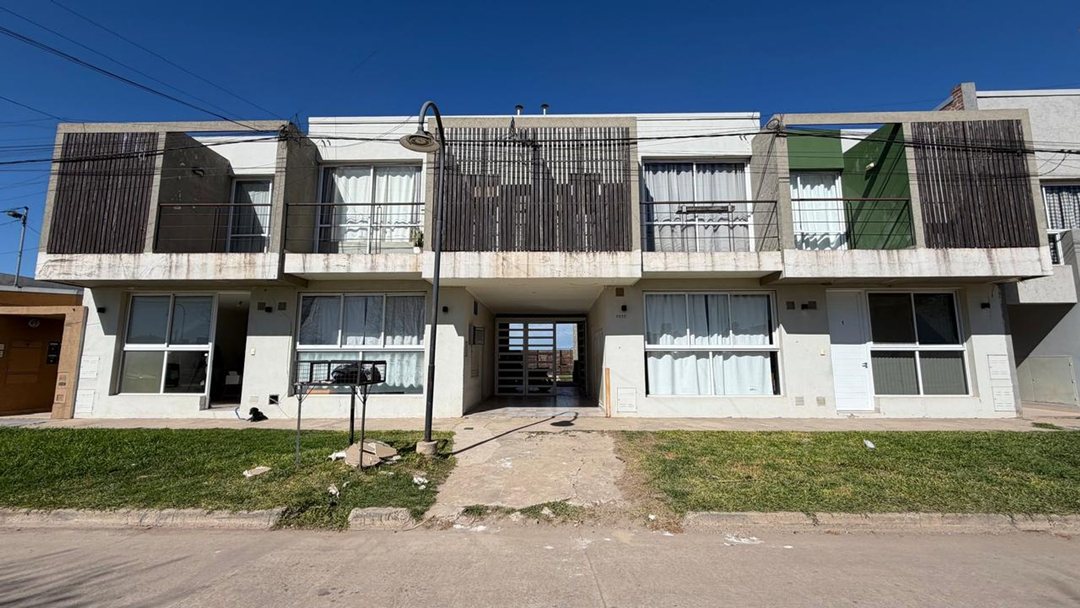 VENTA DE DEPTO DE UN DORM ZONA FACULTAD