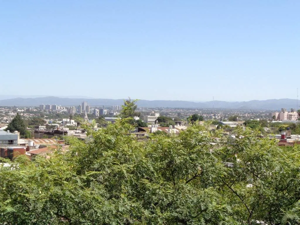 B° San Martín - ¡Sin Comisión Inmobiliaria! Depto. Externo de 1 Dormitorio, Ampl...