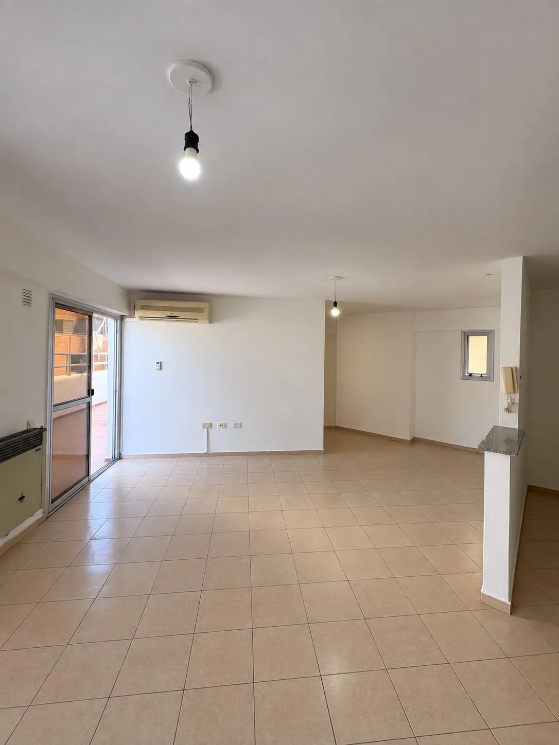 NUEVA CÓRDOBA -DEPARTAMENTO DE 2 DORMITORIOS CON TERRAZA Y ASADOR- RONDEAU 534