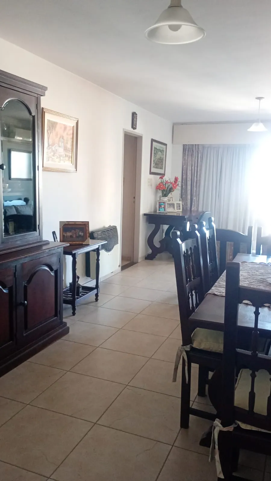 Excelente Departamento con Cochera en Torre Alas