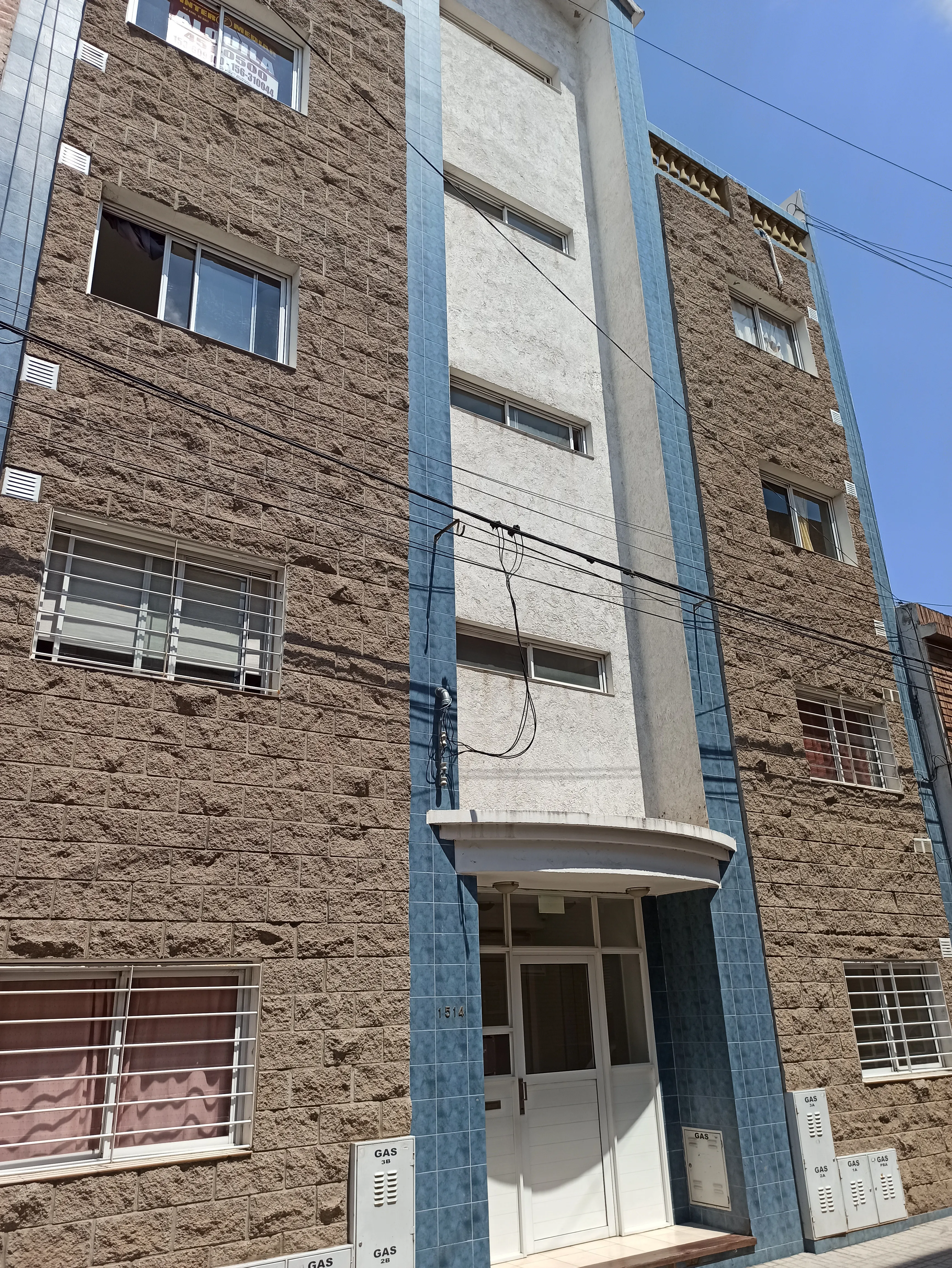 ALQUILO DPTO.DE UN DORM. C/PATIO EN Bº GRAL PAZ