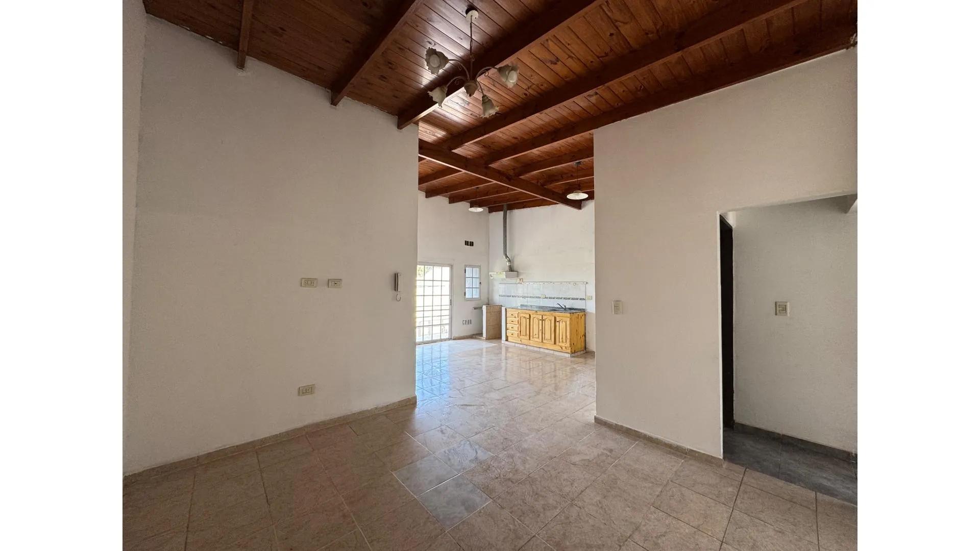 DEPARTAMENTO EN ALQUILER 3 AMBIENTES 2 HABITACIONES