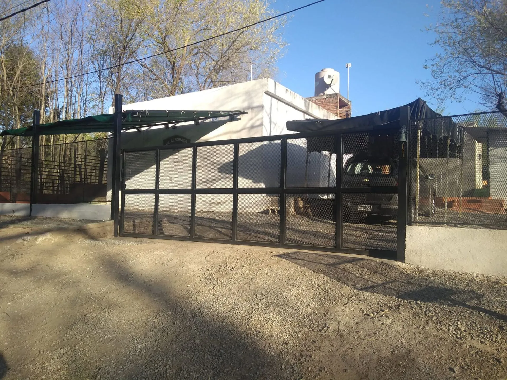 VENTA CASA A TERMINAR 2 DOR-CON PILETA-CASA GRANDE