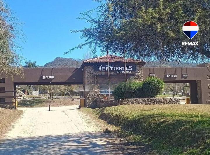 Terreno · 1281m²