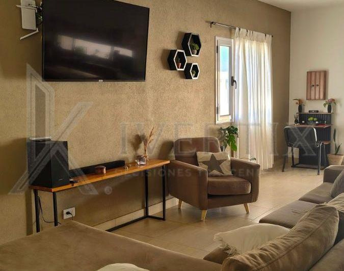 Casa · 220m² · 6 Ambientes · 2 Cocheras